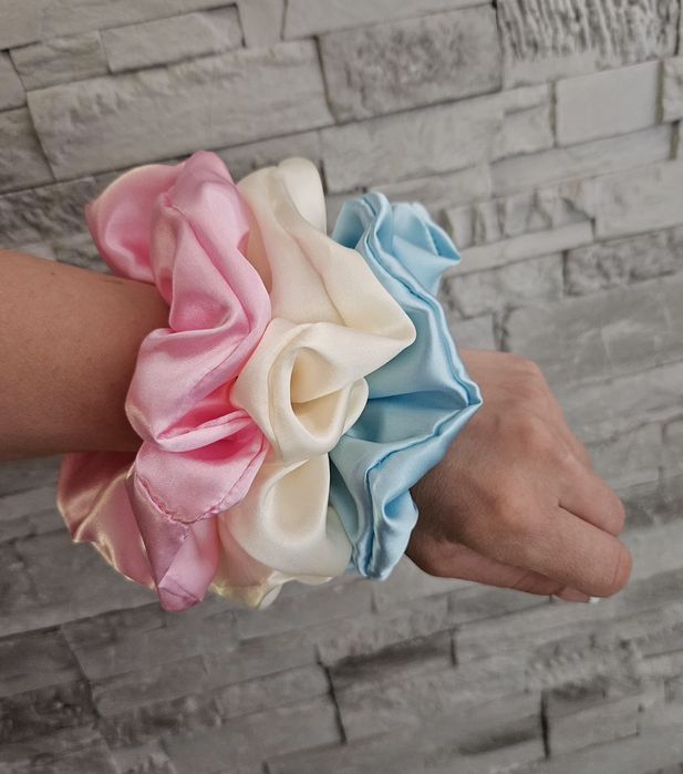 Скрънчи /ластак за коса/