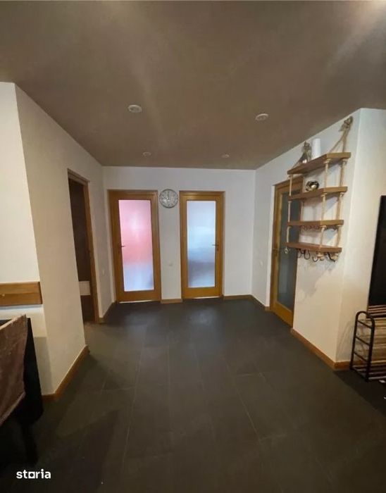 Apartament lux, 3 camere, parcare, zona Andrei Muresanu
