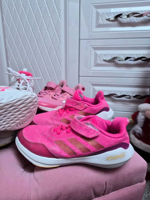 Продавам спортни обувки