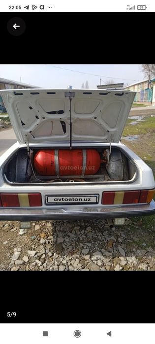 Volga 3102 akula srochna sotiladi