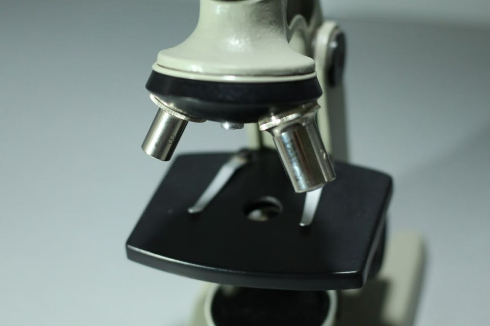 Микроскоп учебный