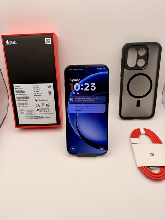 OnePlus 15 5G 16GB RAM / 512GB Black – КАТО НОВ | Гаранция | 799€