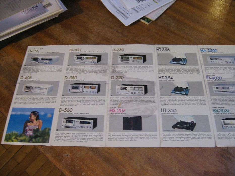 Продавам оригинални рекламни брошурки за телевизионна и аудиотехника