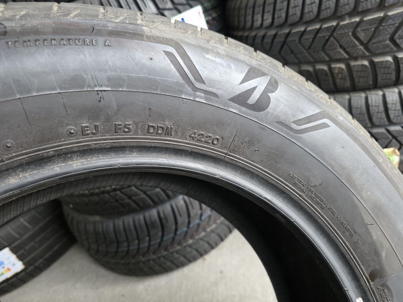 225/65/17 BRIDGESTONE 4бр