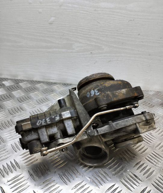 Turbina Turbo Turbosuflanta cu actuator 2.2 CDI A6460901080 Mercedes-