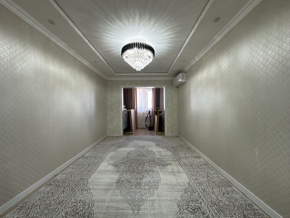 Продается 3х комнатная квартира в М. Улугбек районе карасу 6