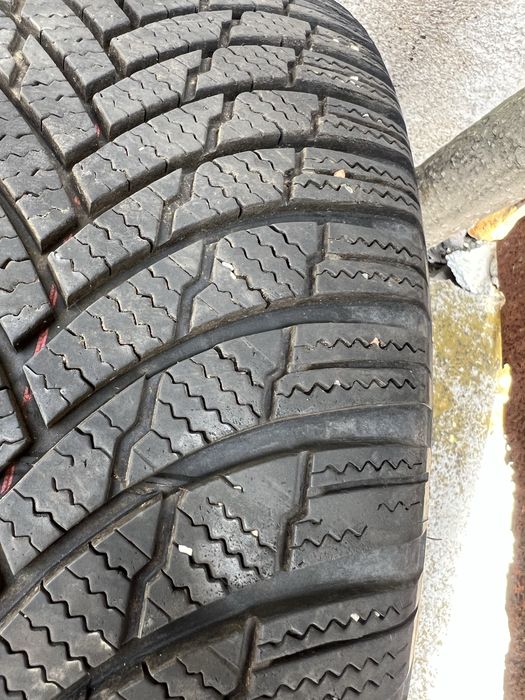 Firestone WinterHawk 4 225/55 R18 102V dot 2024