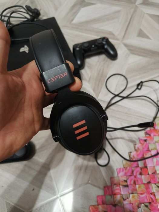 PlayStation 4 pro 1 Tera