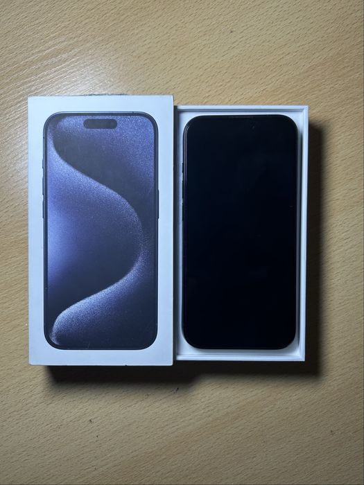 iPhone 15 pro 82% 256gb