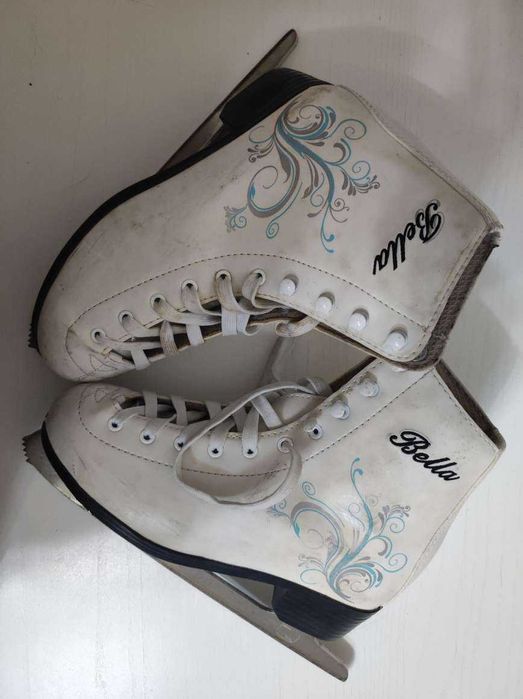 Продаются коньки