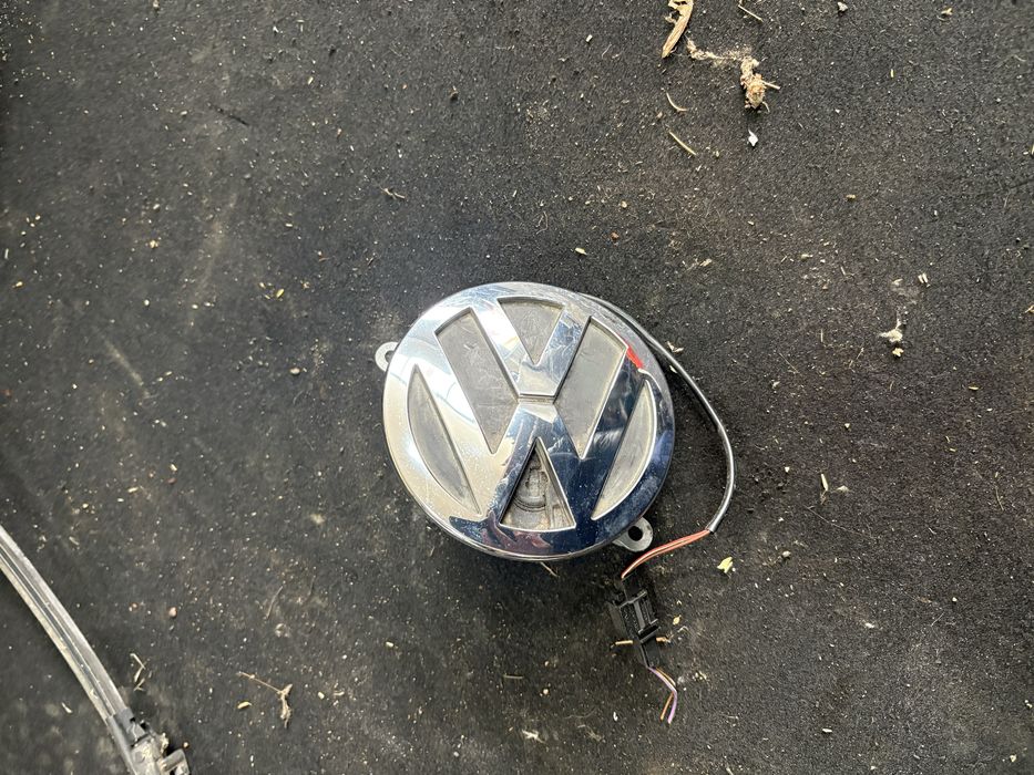 Vw phaeton 2005 година Емблема заден капак багажник