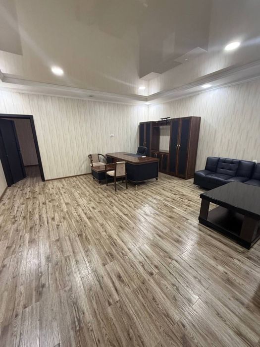 Срочно офис с мебелью