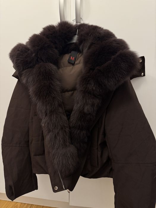 Geaca blana naturala 100% si umplutura din puf de gasca