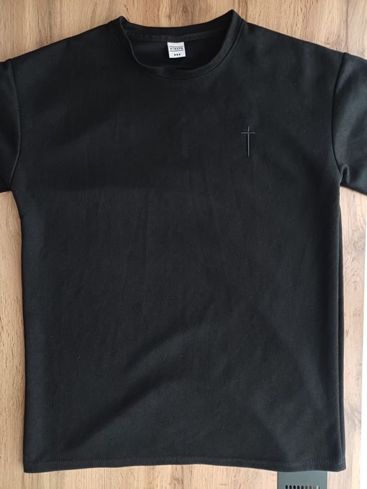 Футболка чёрная M-L