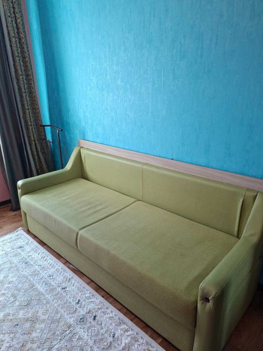 Продам диван в хорошем состоянии