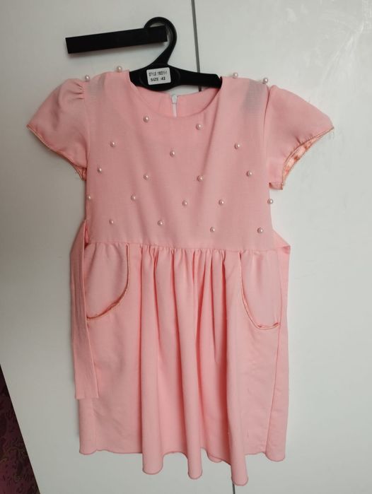 Продам платья на4-6лет