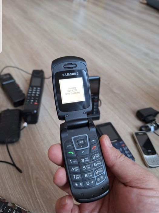 Продам Samsung ES6389