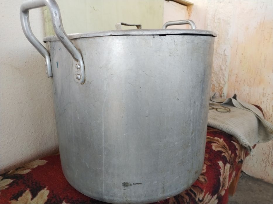 Продам кастрюлю аллюминиваю
