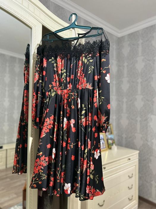 Вечерние платье 46-48 размер