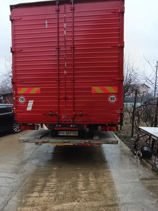 Iveco eurocargo 120e240 cu lift în perfecte condiții de funcționare