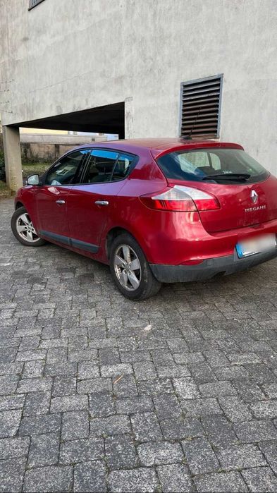 Продава се само на части Renault Megane III 1.5 dci 2011 год