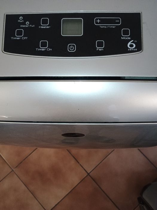 Aer condiționat portabil.Whirlpool(fara telecomanda)