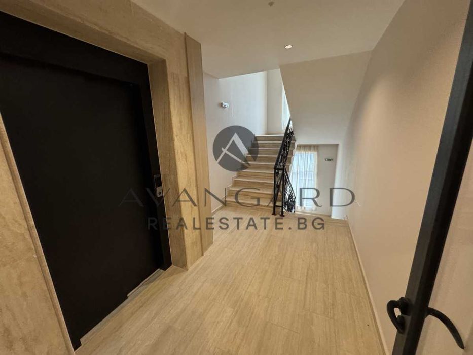 Продава се Двустаен апартамент в Пловдив, Кършияка - 74 кв.м за 1041 €/кв.м - Снимка #8