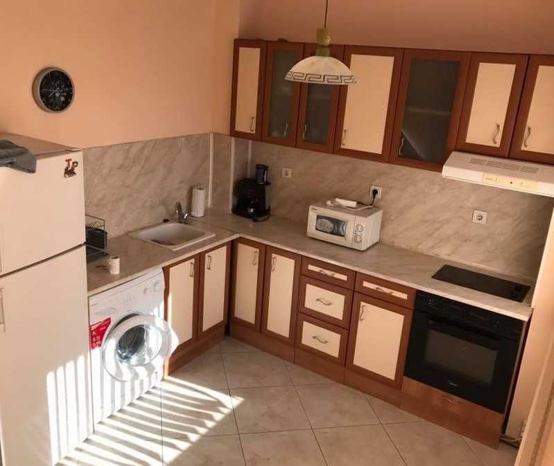 Дава се под наем Двустаен апартамент в Пловдив, Гагарин - 65 кв.м за 229.5 € - Снимка #1