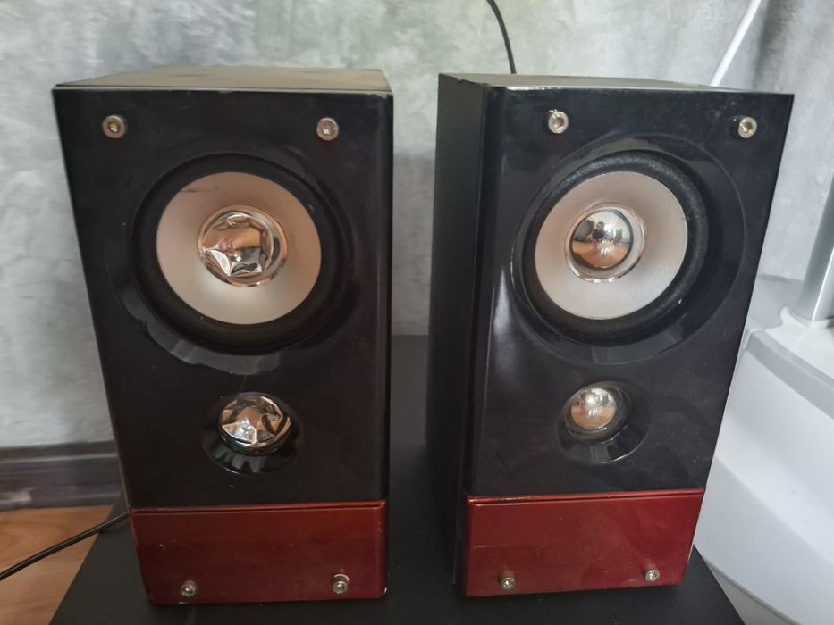 Продам буфер с калонками