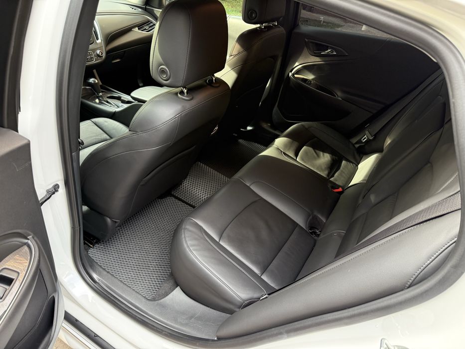 Malibu 2017г 64000км