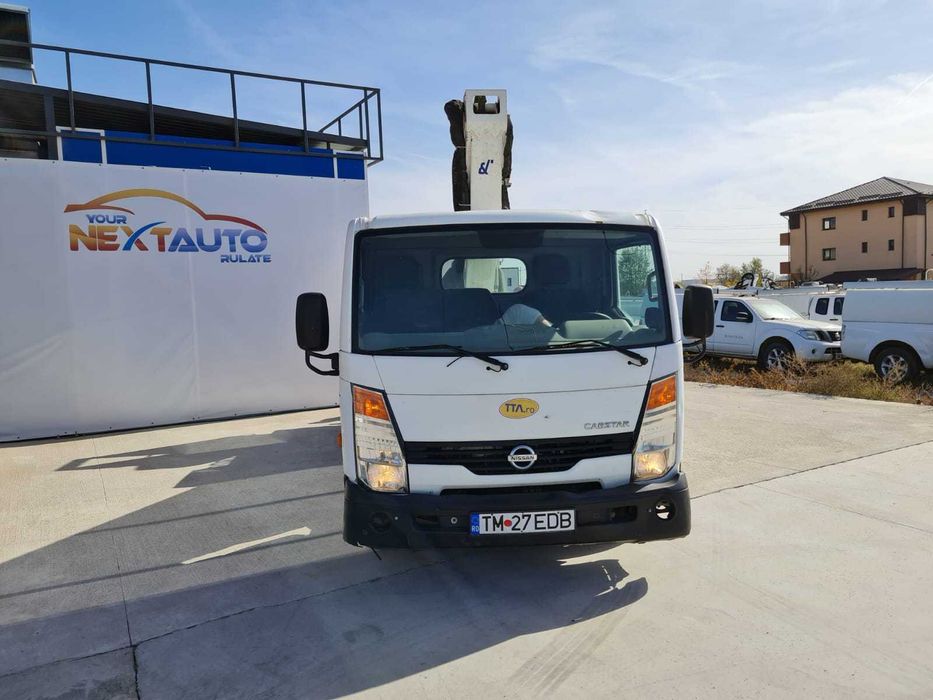 Nacela Nissan Cabstar utilaj functional (motor defect)