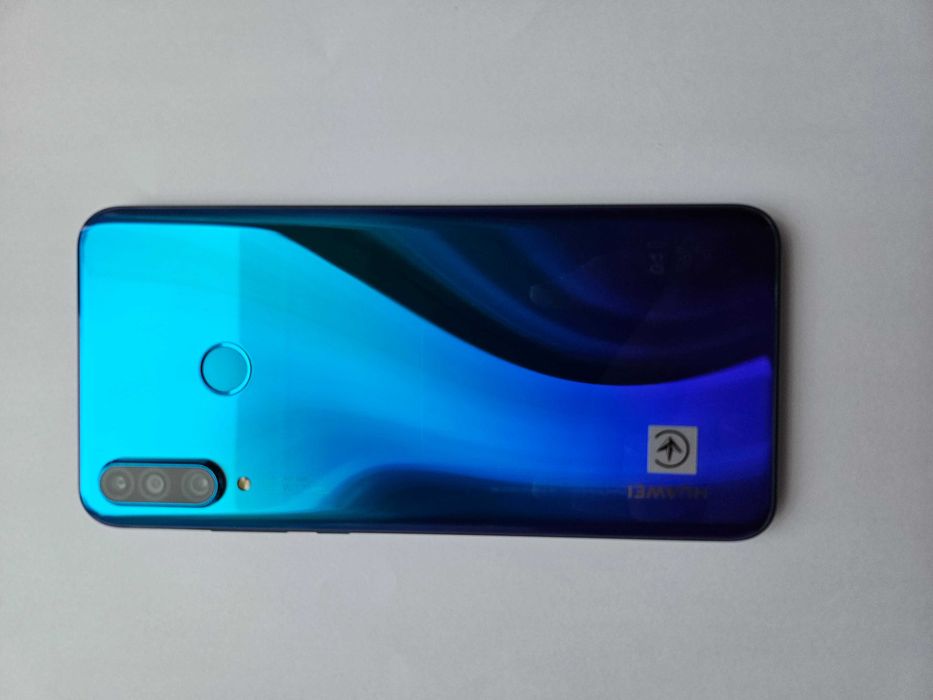 Перфектен Huawei P30 lite, неразличим от нов, пълен комплект