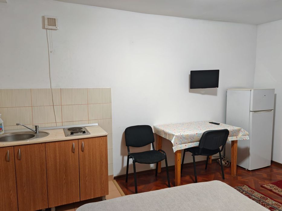 Garsoniera Tatarasi ,zona Ateneu