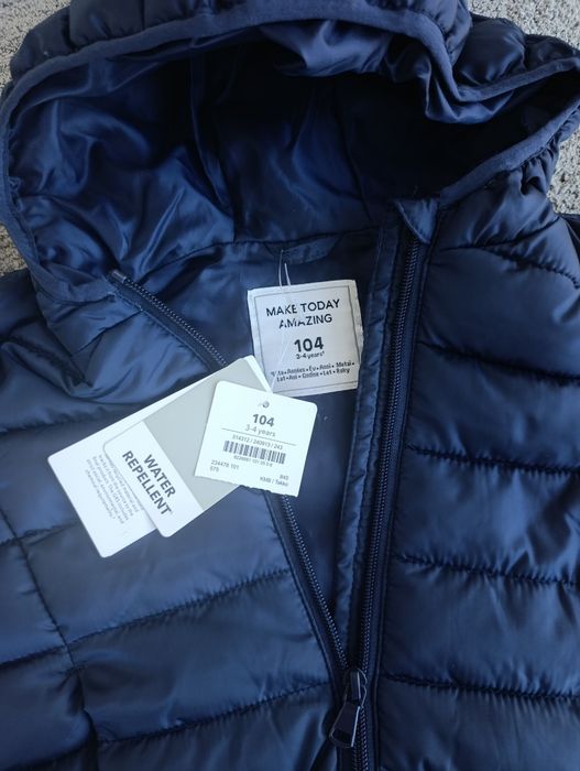 Geaca noua toamna / primăvara water repellent 104 , 3 - 4 ani