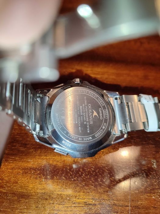 Часовник Casio Oceanus OCW-G2000-1AJF GPS,Bluetooth,Sapphire Cristal.