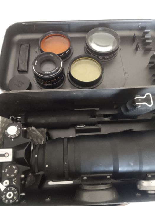 Фотопарат зенит продам всё комплекте