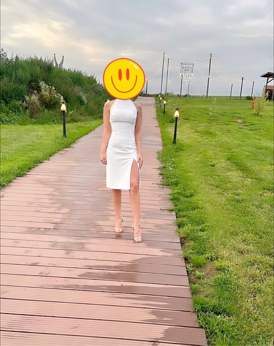 Rochie alba, eleganta