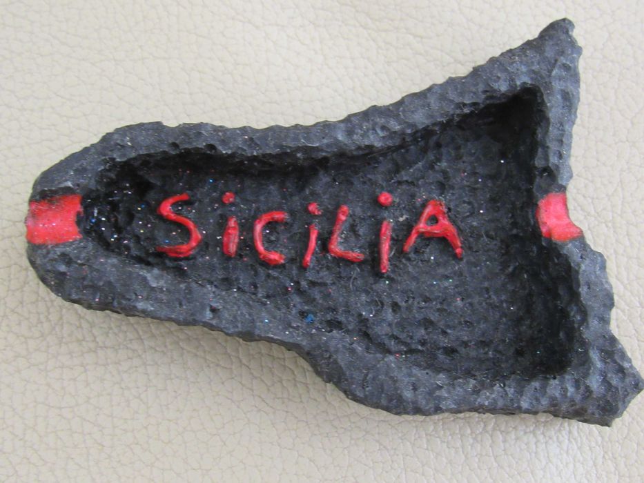 Пепелник от лава от вулкана Етна, Сицилия, Италия