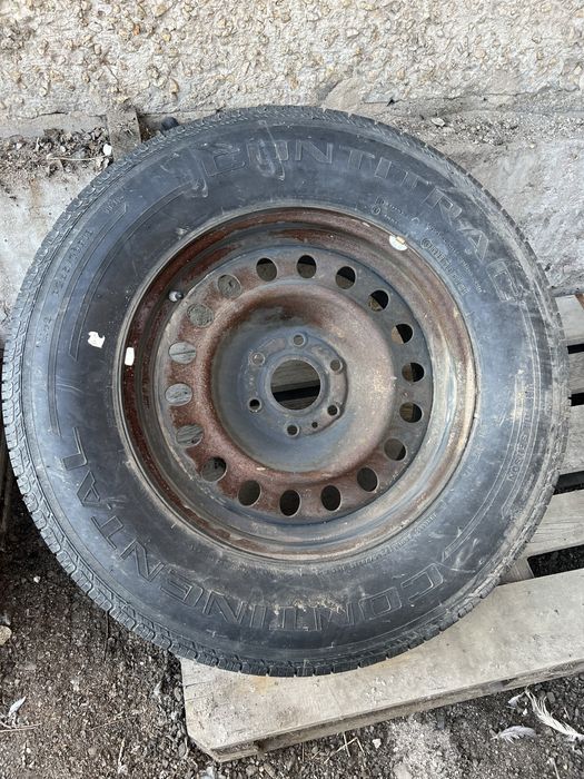 Продам диск с резиной 265/70/18 новый
