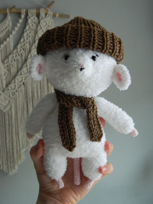 Вязаные игрушки ручной работы