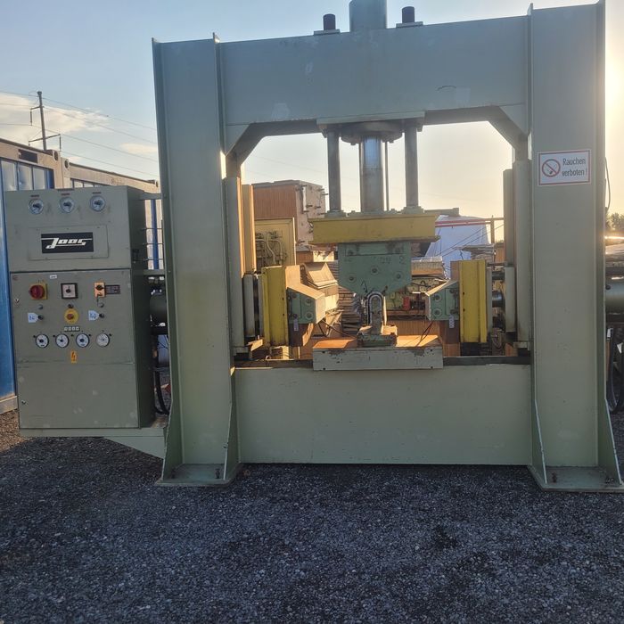 presa hidraulica 150 tone forta pt curbat , indreptat europrofile , lemn laminat etc