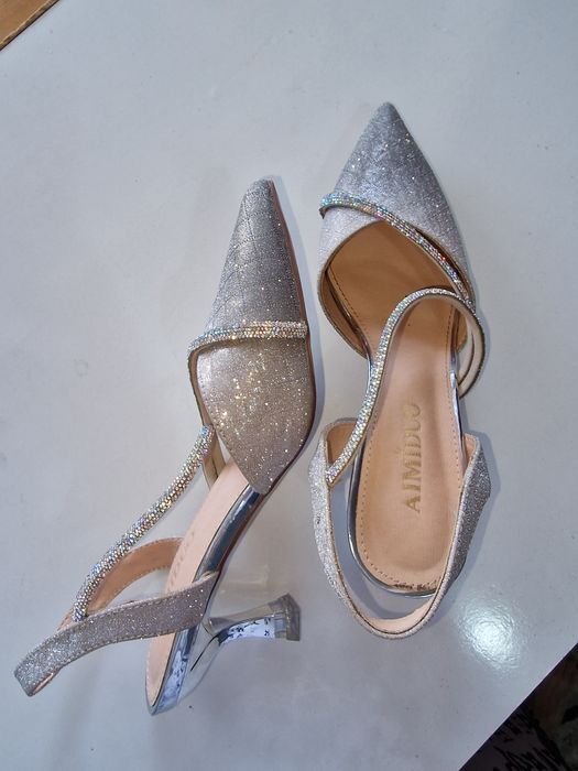 Туфли сверкающие