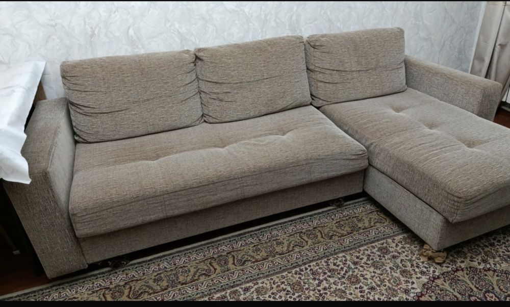 Продам диван в хорошем состоянии