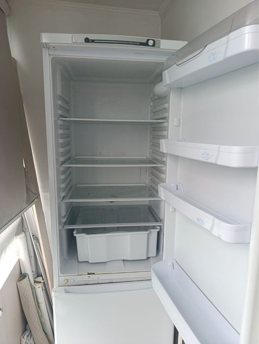 Холодильник INDESIT