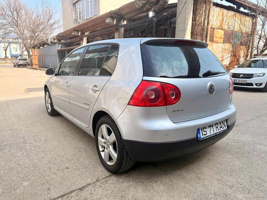 VW GOLF V 2009 217000km