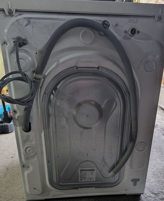 Продам Samsung 7 kg 1200 оборотов отжима.