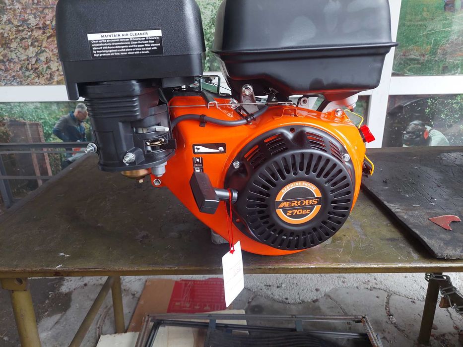 Двигател на конус 9к.с за Пловдивски мотоблок .