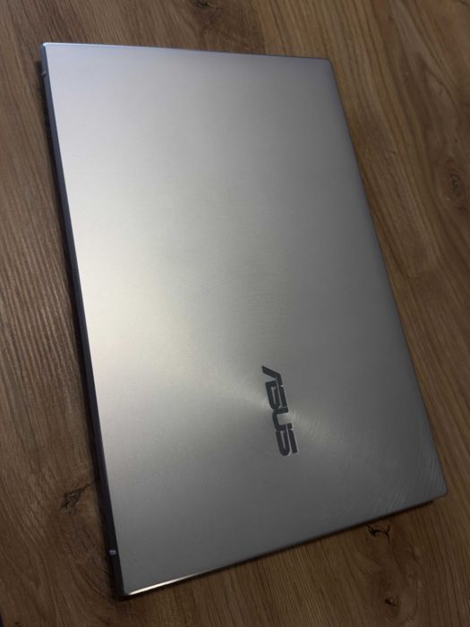 Laptop ASUS ZenBook 13 (UX325E)