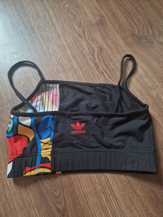 Цветен кроп-топ Adidas