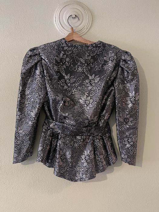 Дамски официален костюм с ламе